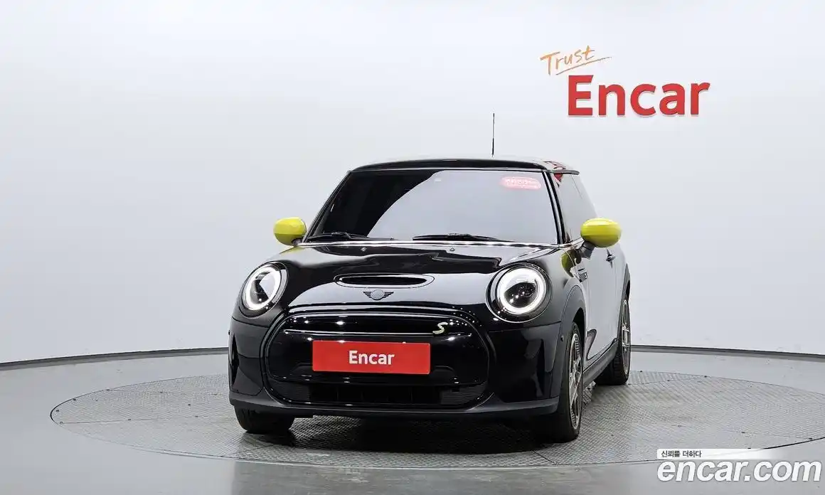 Mini Cooper 2022 гидро в Москве № 231478, фото 2