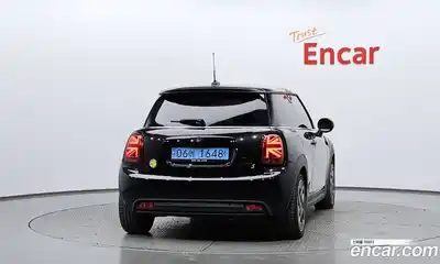 Mini Cooper 2022 гидро в Москве № 231478, миниатюра 3