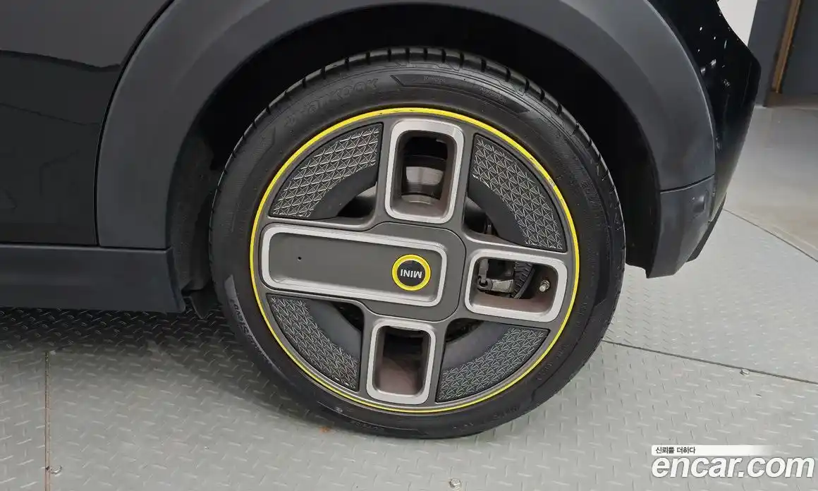 Mini Cooper 2022 гидро в Москве № 231478, фото 4