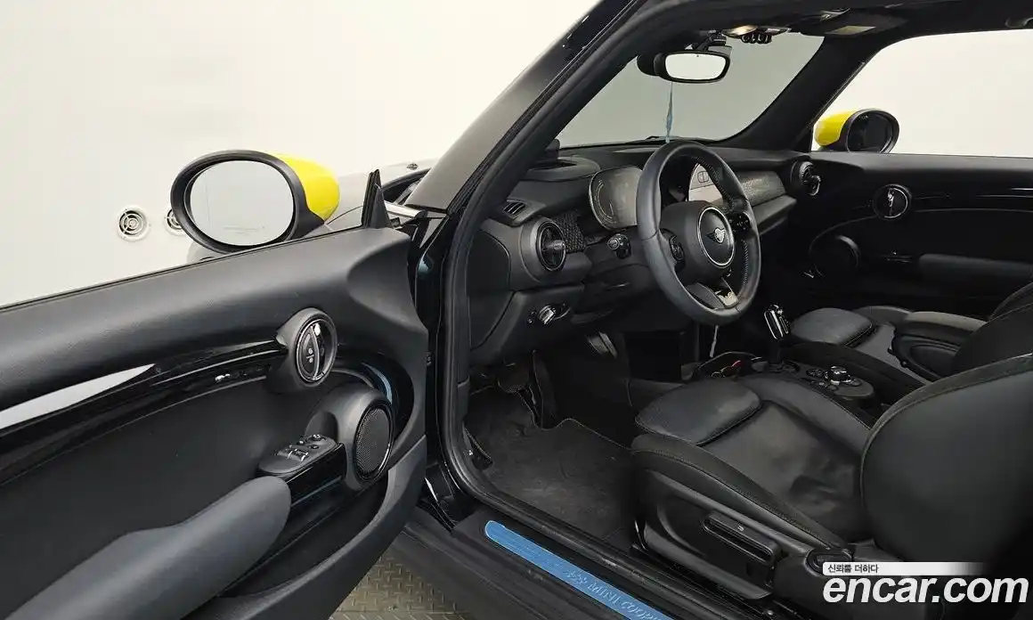 Mini Cooper 2022 гидро в Москве № 231478, фото 9