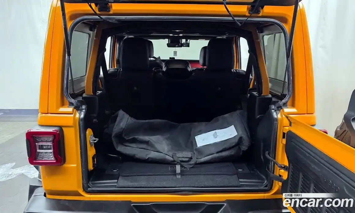 Jeep Wrangler 2021 2.0 гидро в Москве № 232470, фото 20