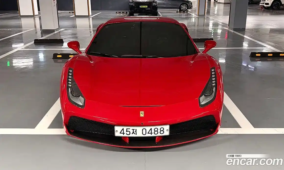 Ferrari 488 2016 3.9 робот в Москве № 238086, фото 3