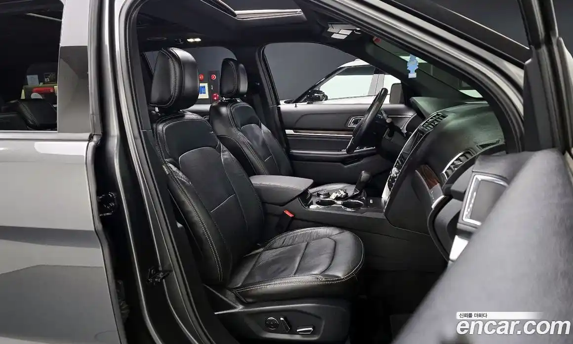 Ford Explorer 2018 2.3 гидро в Москве № 255586, фото 10