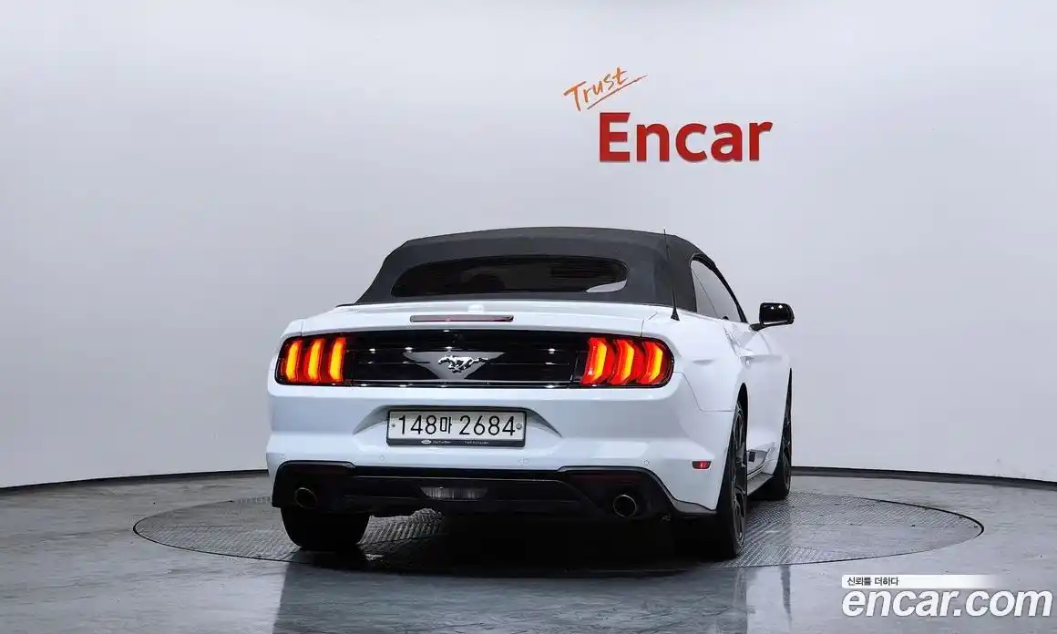 Ford Mustang 2019 2.3 гидро в Москве № 255641, фото 4