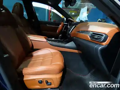 Maserati Levante 2017 3.0 гидро в Москве № 256021, миниатюра 12