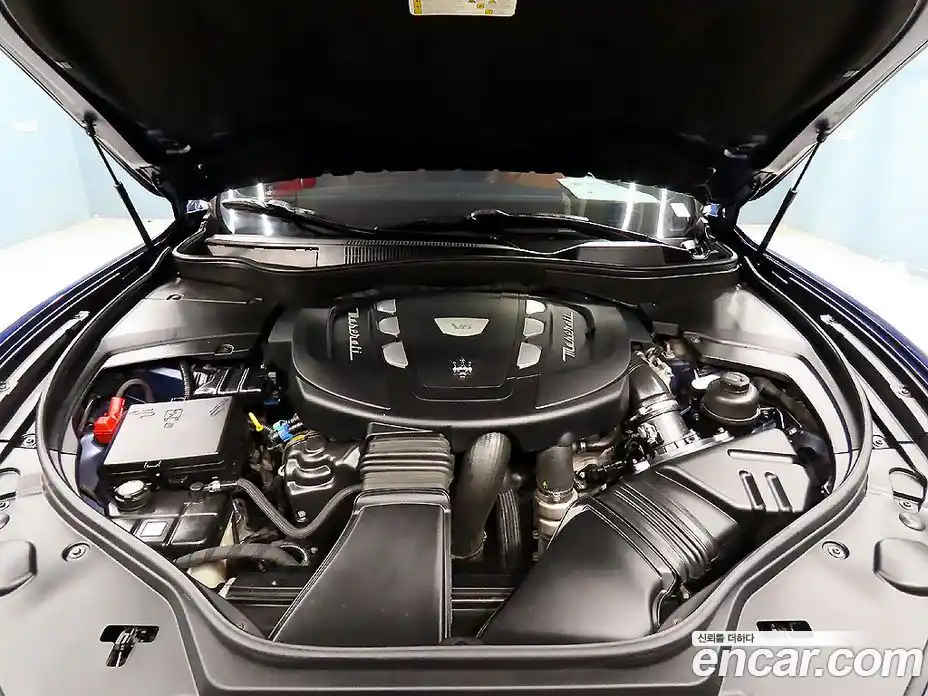 Maserati Levante 2017 3.0 гидро в Москве № 256021, фото 6