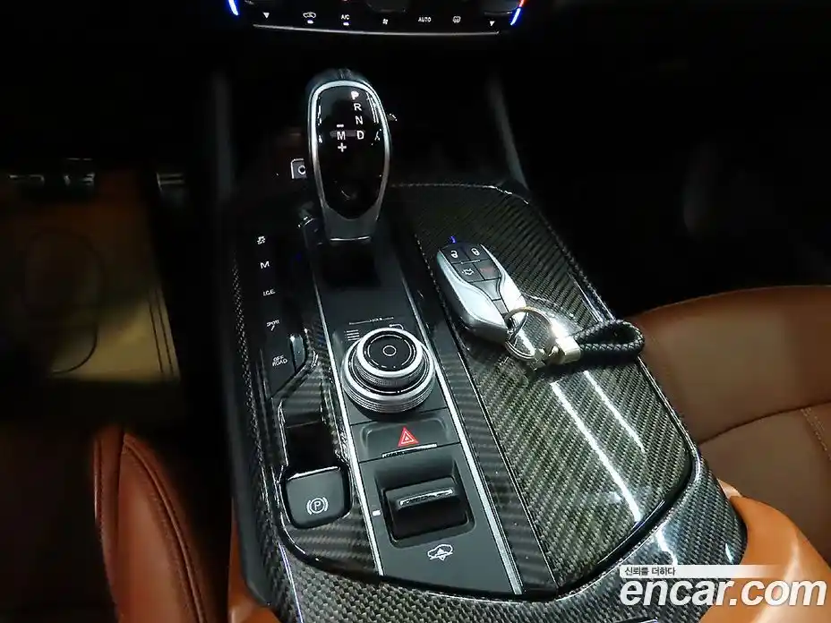 Maserati Levante 2017 3.0 гидро в Москве № 256021, фото 9