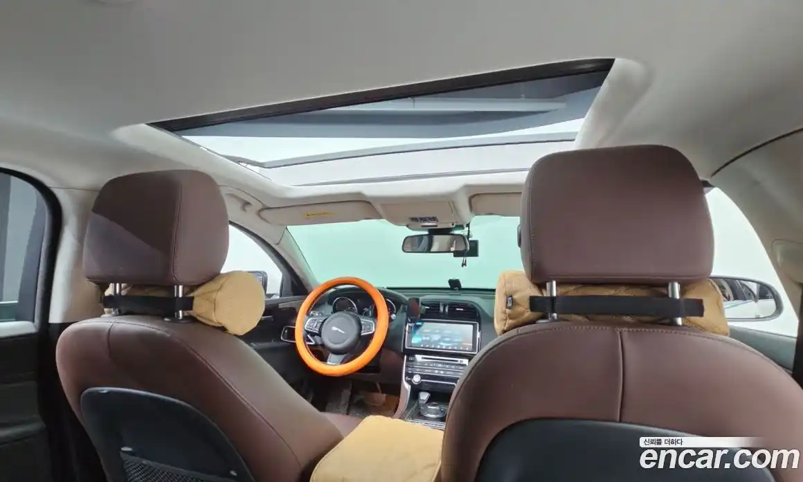 Jaguar XE 2017 2.0 гидро в Москве № 256087, фото 18
