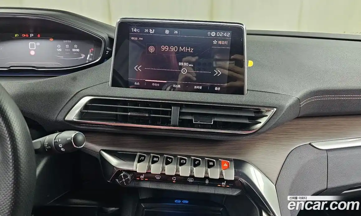 Peugeot 5008 2024 1.2 гидро в Москве № 256224, фото 15