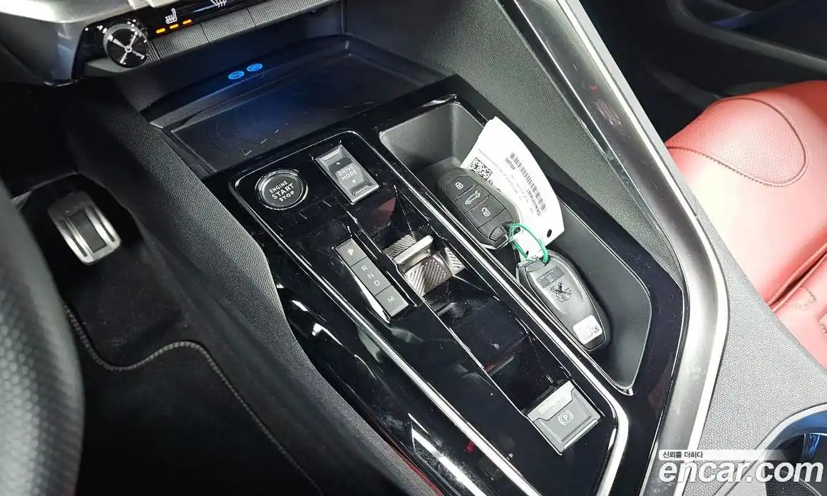 Peugeot 5008 2024 1.2 гидро в Москве № 256224, фото 9