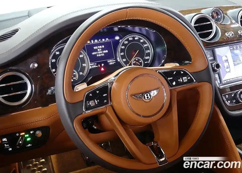 Bentley Bentayga 2017 6.0 гидро в Москве № 256654, фото 13