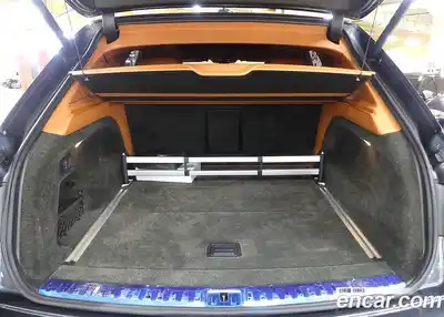Bentley Bentayga 2017 6.0 гидро в Москве № 256654, миниатюра 10