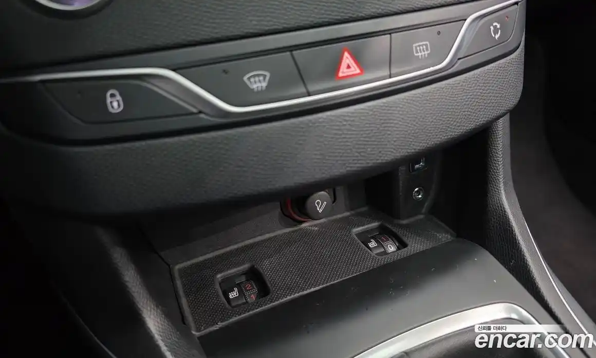 Peugeot 308 2015 1.6 гидро в Москве № 257499, фото 16