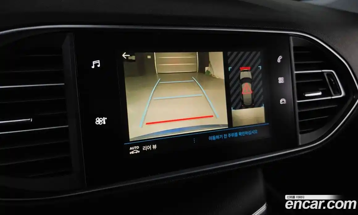 Peugeot 308 2019 1.5 гидро в Москве № 257835, фото 16