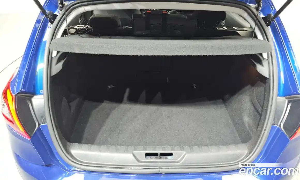 Peugeot 308 2019 1.5 гидро в Москве № 257835, фото 20