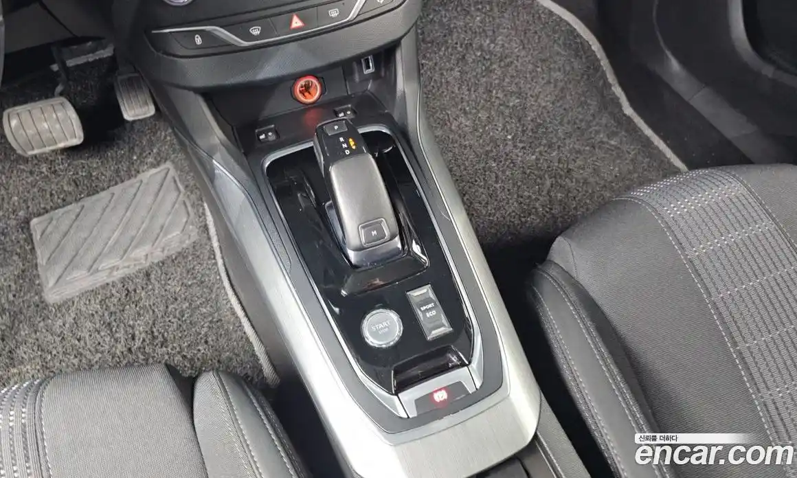 Peugeot 308 2019 1.5 гидро в Москве № 257835, фото 9