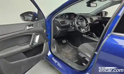 Peugeot 308 2019 1.5 гидро в Москве № 257835, миниатюра 10