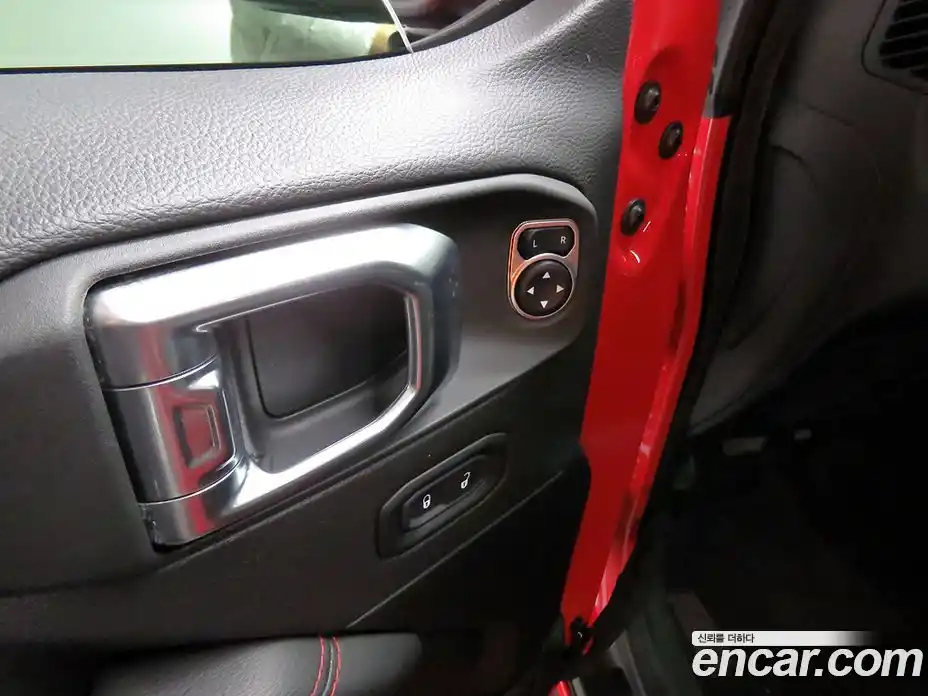 Jeep Wrangler 2021 2.0 гидро в Москве № 279104, фото 17