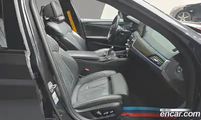 BMW 5-Series 2023 2.0 гидро в Москве № 281579, миниатюра 10