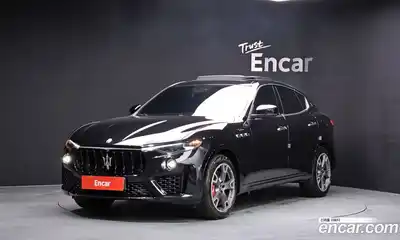 Maserati Levante, 2022