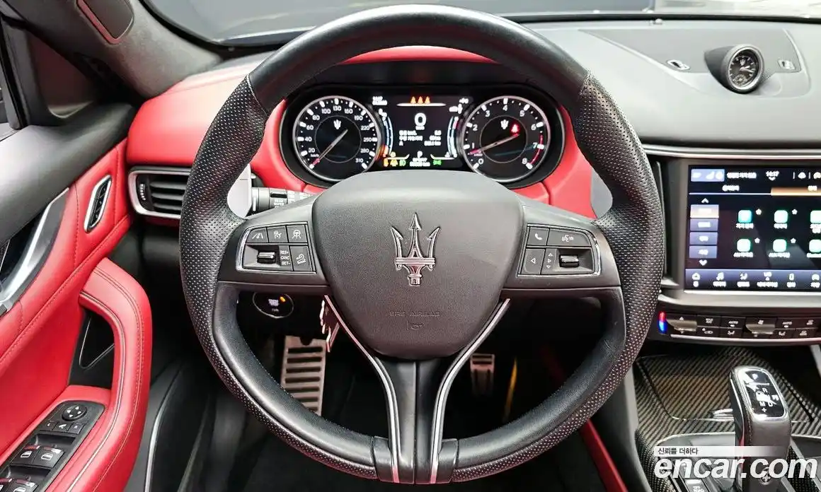 Maserati Levante 2022 3.0 гидро в Москве № 282781, фото 13