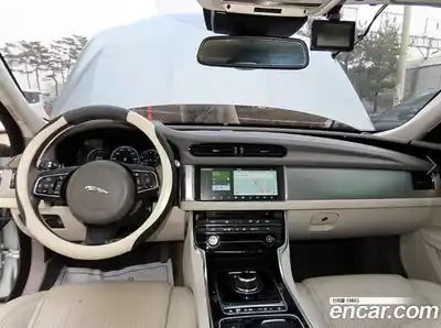 Jaguar XF 2017 2.0 гидро в Москве № 283899, миниатюра 7
