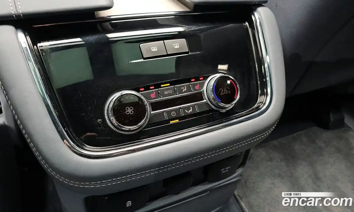 Lincoln Navigator 2018 3.5 гидро в Москве № 304098, фото 19