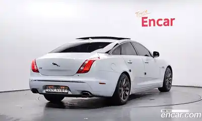 Jaguar XJ 2015 3.0 гидро в Москве № 320143, миниатюра 2