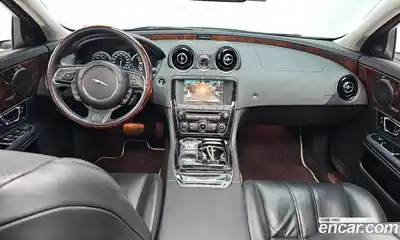 Jaguar XJ 2015 3.0 гидро в Москве № 320143, миниатюра 7