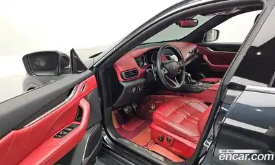 Maserati Levante 2019 3.0 гидро в Москве № 331074, миниатюра 11