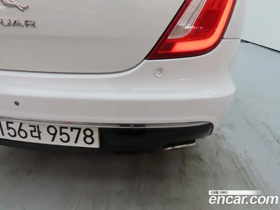 Jaguar XJ 2016 3.0 гидро в Москве № 331521, фото 18