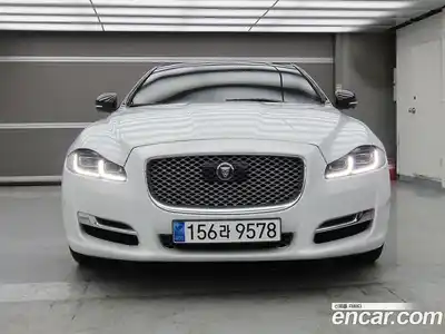 Jaguar XJ 2016 3.0 гидро в Москве № 331521, миниатюра 2