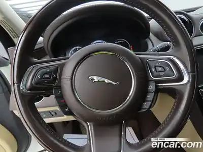 Jaguar XJ 2016 3.0 гидро в Москве № 331521, миниатюра 8