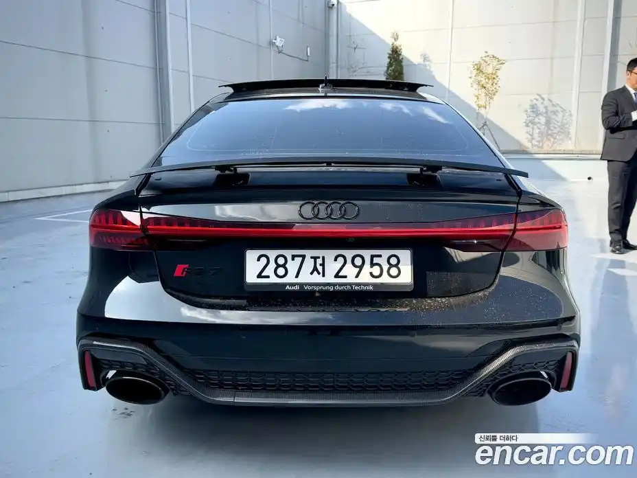 Audi RS7 2025 4.0 гидро в Москве № 373347, фото 4