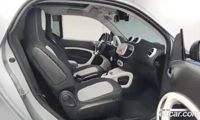 Smart Fortwo 2015 1.0 гидро в Москве № 402375, миниатюра 11