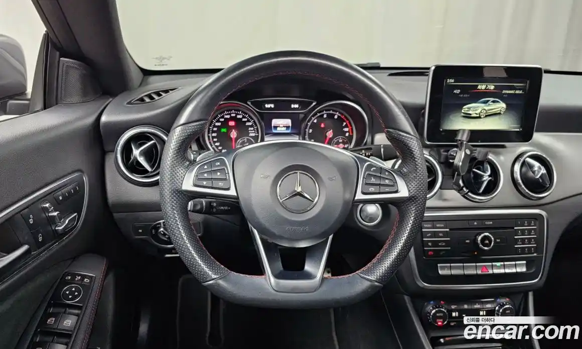 Mercedes-Benz CLA-Class 2018 2.0 гидро в Москве № 412589, фото 13