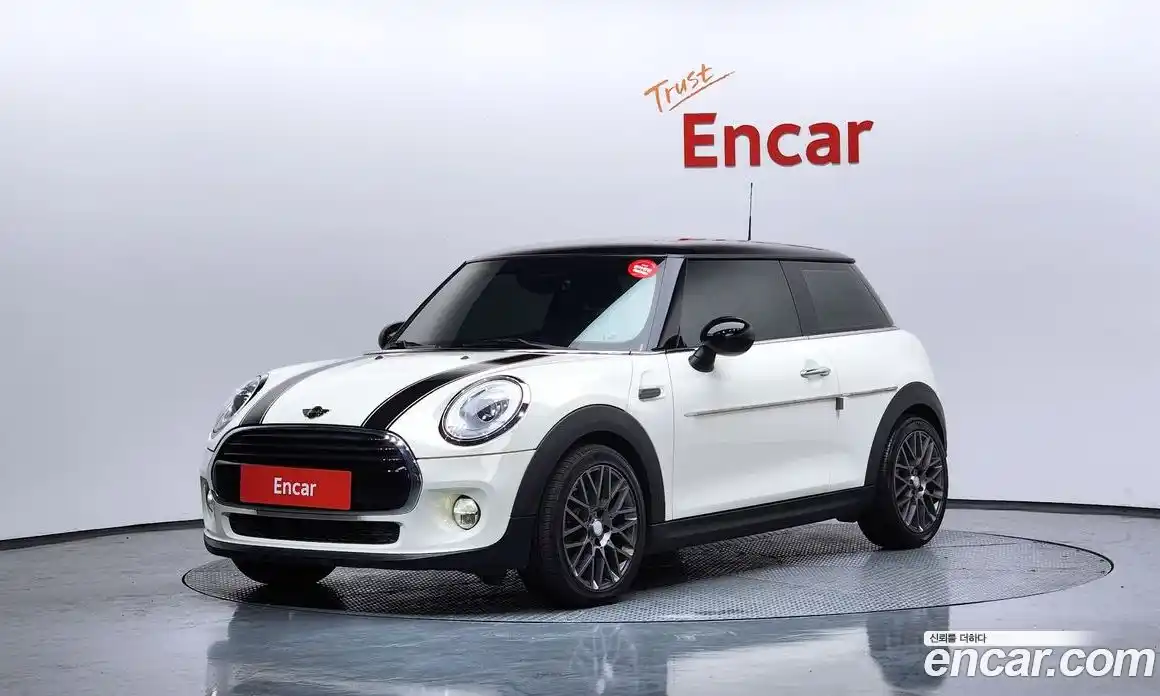 Mini Cooper 2017 1.5 гидро в Москве № 472006, фото 1