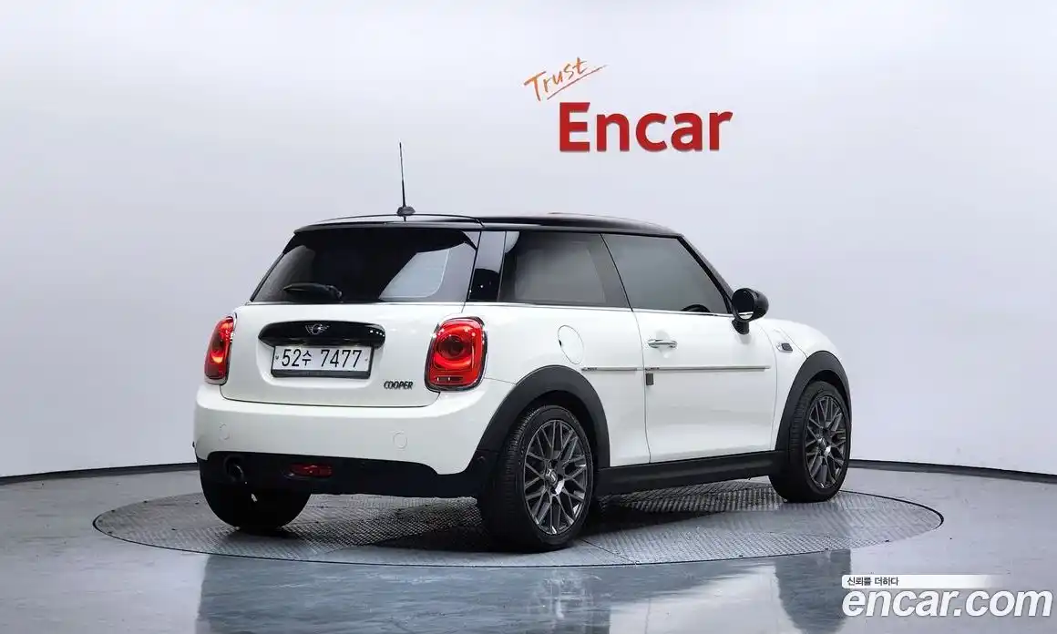 Mini Cooper 2017 1.5 гидро в Москве № 472006, фото 2