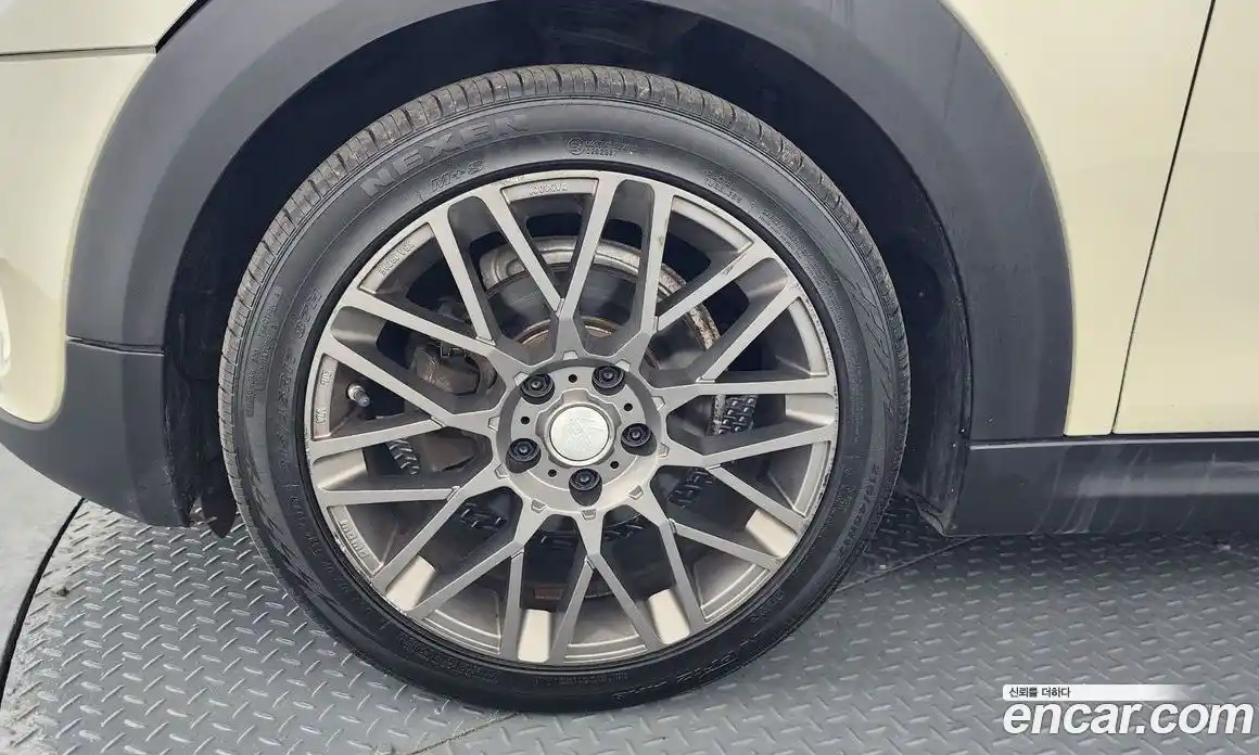 Mini Cooper 2017 1.5 гидро в Москве № 472006, фото 5