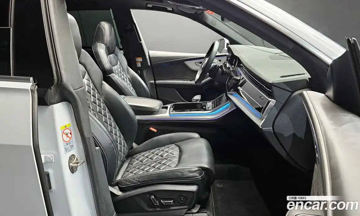 Audi Q8 2021 3.0 гидро в Москве № 496794, фото 10