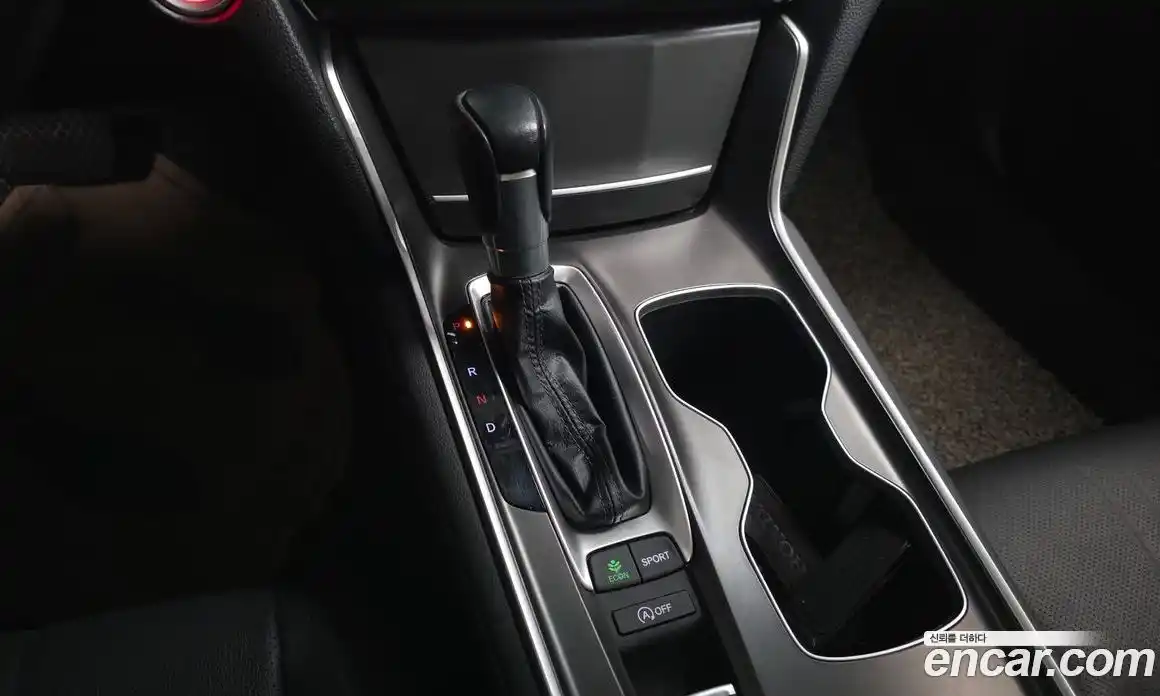 Honda Accord 2021 1.5 гидро в Москве № 531571, фото 9