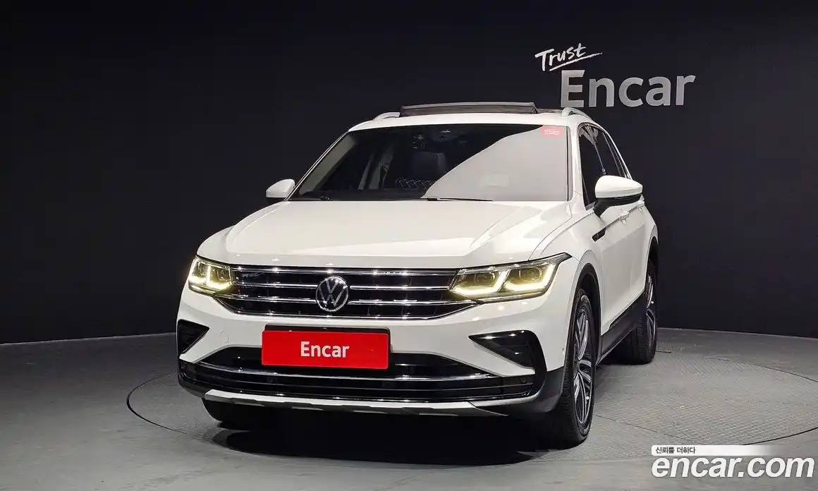 Volkswagen Tiguan 2021 2.0 гидро в Москве № 595647, фото 3
