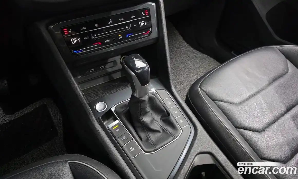 Volkswagen Tiguan 2021 2.0 гидро в Москве № 595647, фото 9