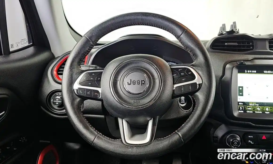 Jeep Renegade 2018 2.0 гидро в Москве № 609646, фото 13