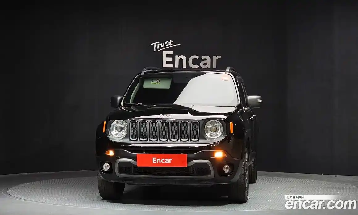 Jeep Renegade 2018 2.0 гидро в Москве № 609646, фото 3