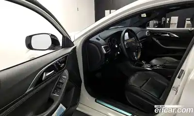 Infiniti Q30 2019 2.0 гидро в Москве № 610925, миниатюра 10
