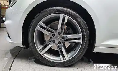 Audi A4 2019 2.0 гидро в Москве № 625028, миниатюра 5