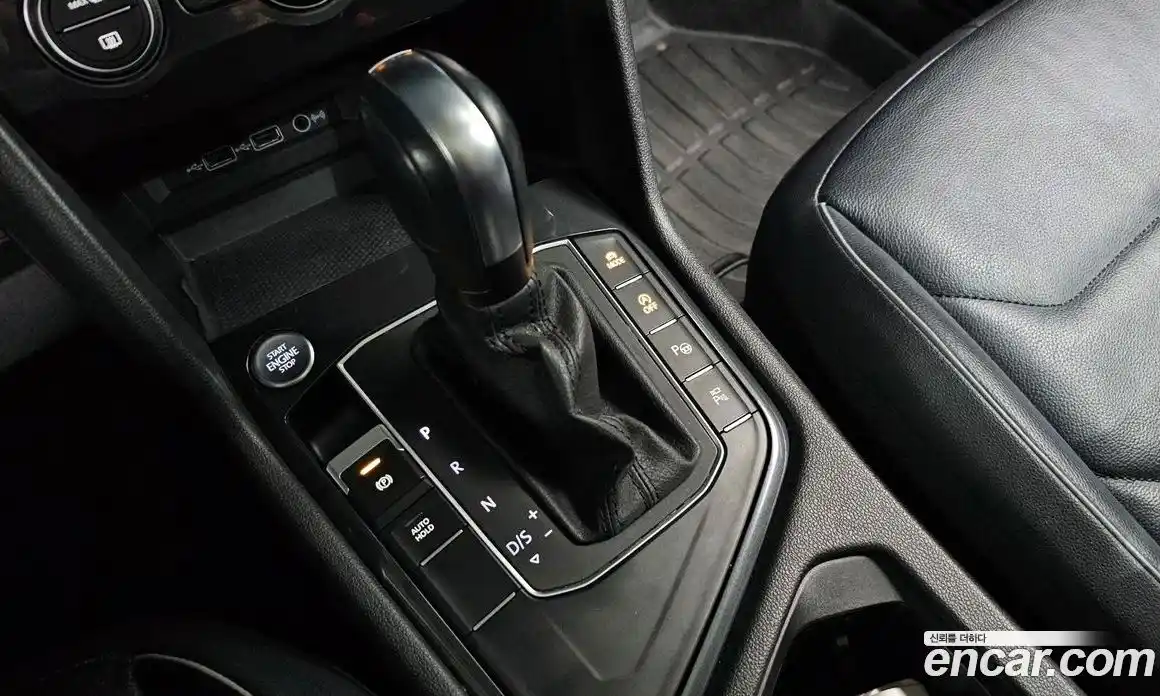 Volkswagen Tiguan 2020 2.0 гидро в Москве № 725147, фото 9