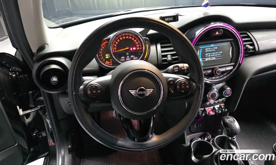 Mini Cooper 2017 1.5 гидро в Москве № 749813, фото 13