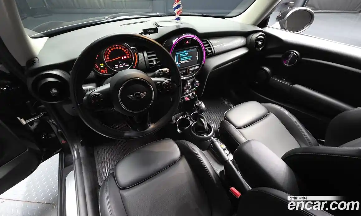 Mini Cooper 2017 1.5 гидро в Москве № 749813, фото 7